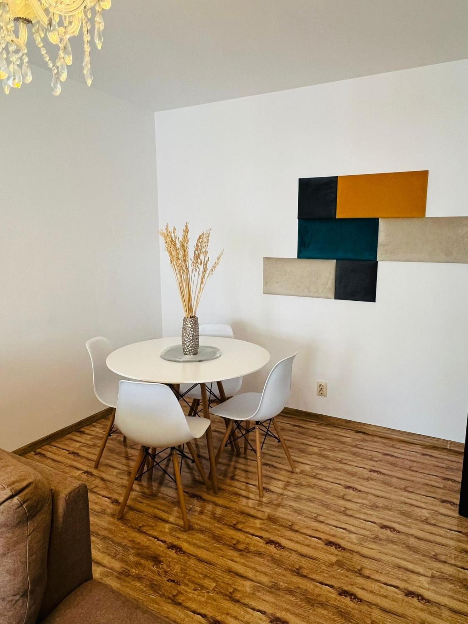 דירות בוקרשט Apartament Naty מראה חיצוני תמונה